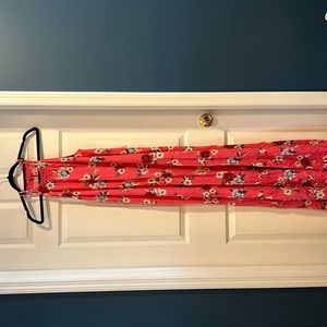 Sleeveless maxi dress by loft! Size medium! New with tags, light weight